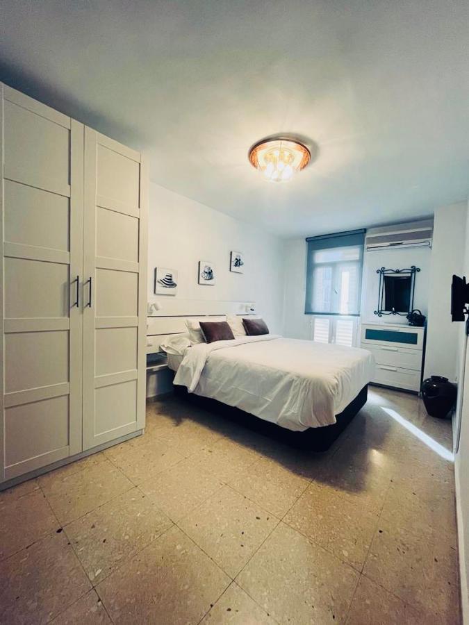 Apartament Otonell Centro Malaga Zewnętrze zdjęcie
